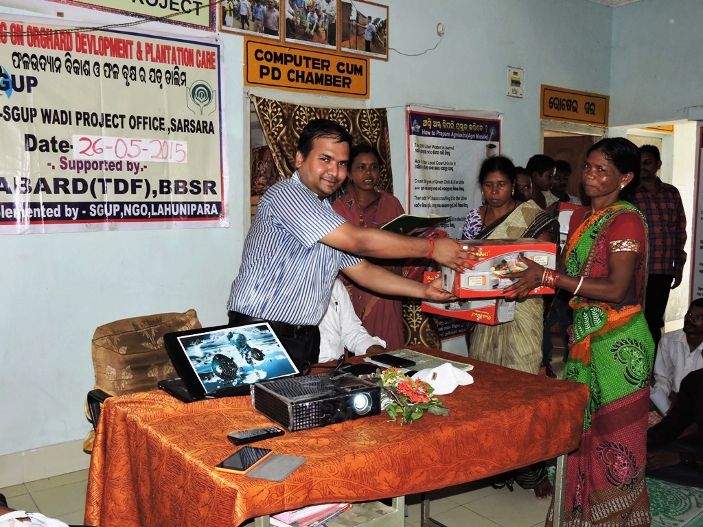 Two DDMs visit and pressure cooker distribution Sgup Odisha